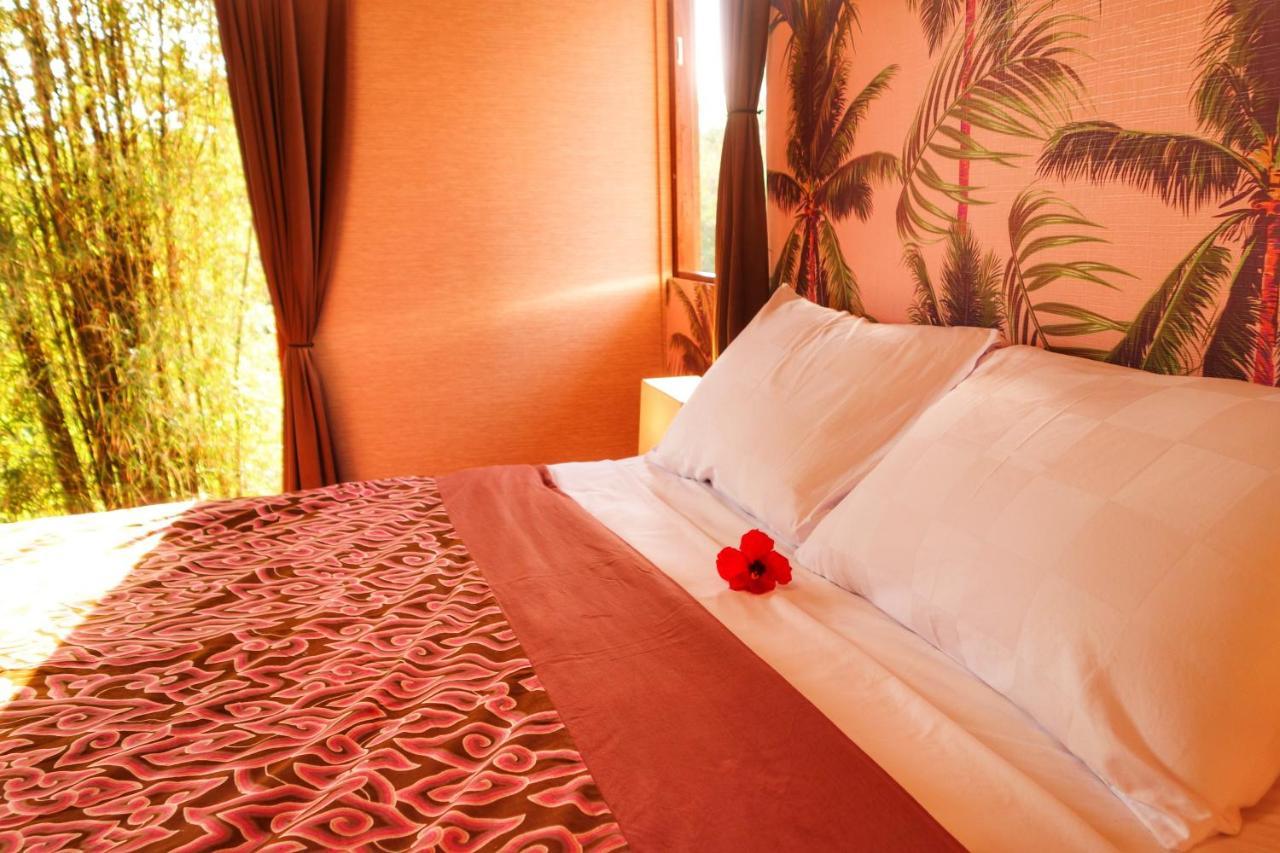 Bed and Breakfast Petit Tree Семиньяк Экстерьер фото